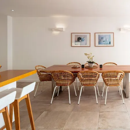 Clementine With Pool, Sea View Villa