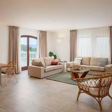 Villa Clementine With Pool, Sea View Sutivan
