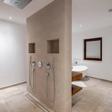 Villa Clementine With Pool, Sea View *