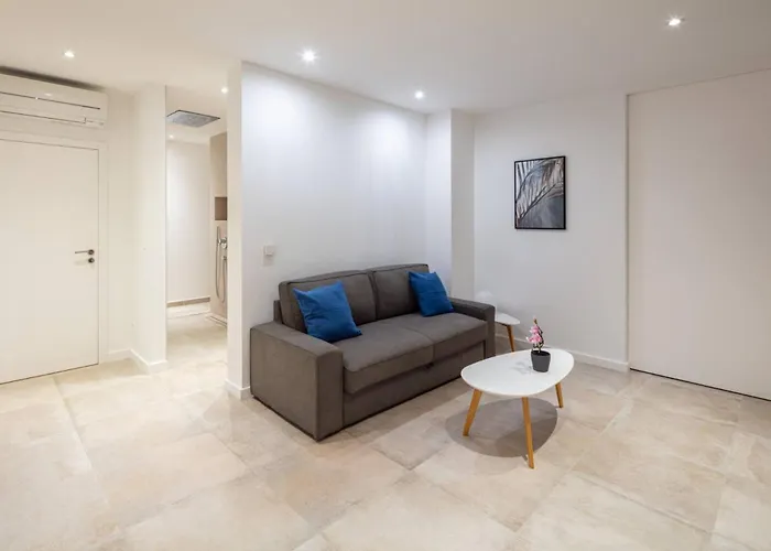 Clementine With Pool, Sea View Villa *