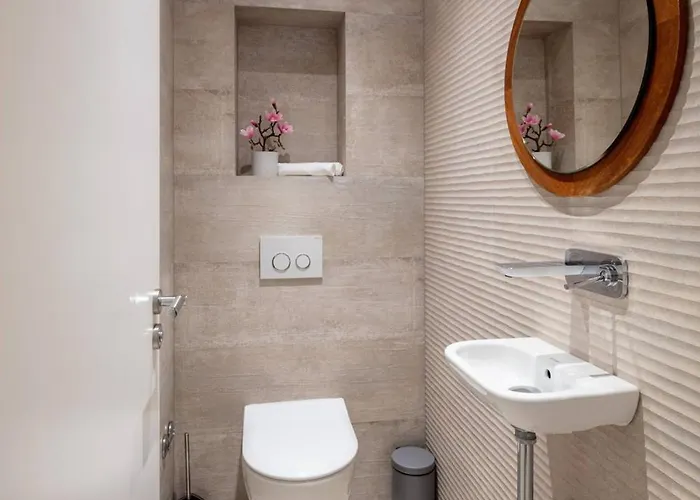 Clementine With Pool, Sea View Sutivan